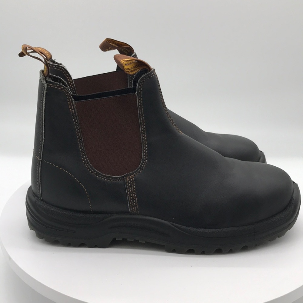 Blundstone Mens Brown Chelsea  Boots size 11 US